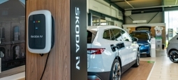 La conduite électrique Škoda : plus propre et intelligente